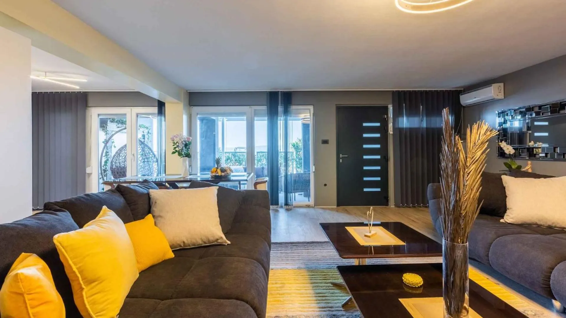 Apartments In Crikvenica 41674