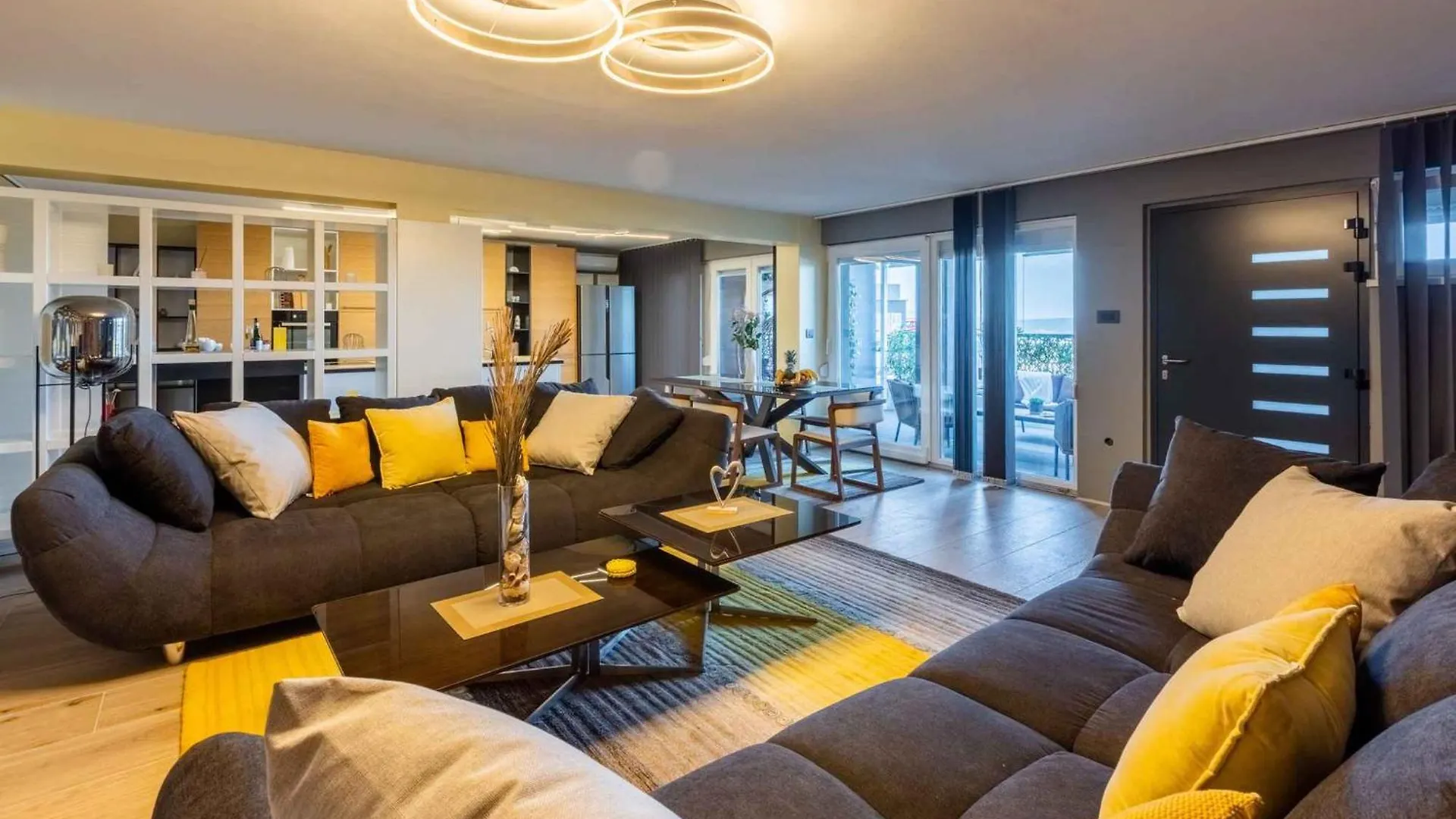 Apartments In Crikvenica 41674
